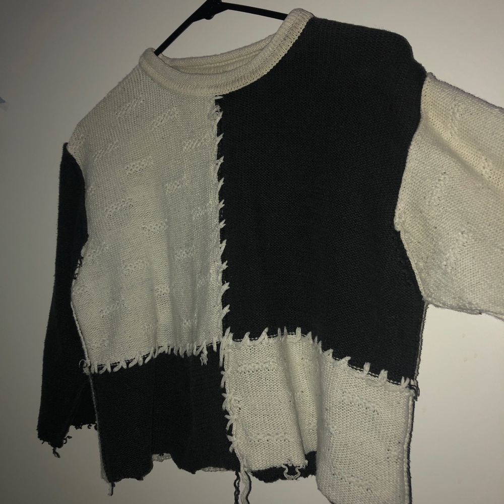 Cropped long sleeve shirt